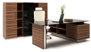 Bàn lãnh đạo mặt kính BL032